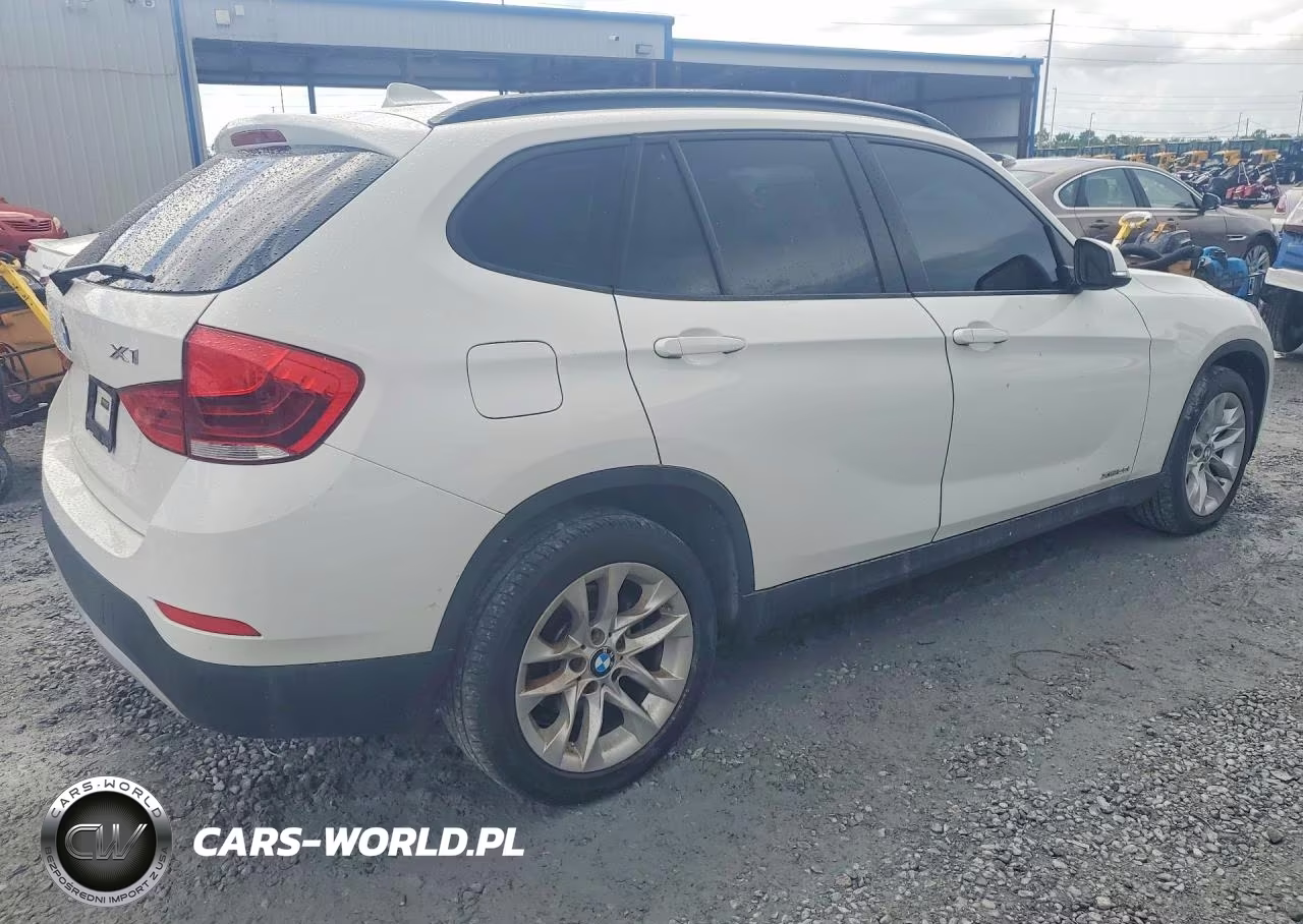 2015 BMW X1 xDrive28I VIN:WBAVL1C56FVY28752 - 3