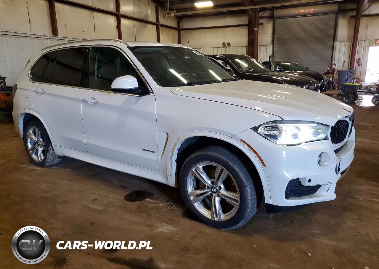 2018 BMW X5 xDrive35I VIN:5UXKR0C57J0X88880 - 4