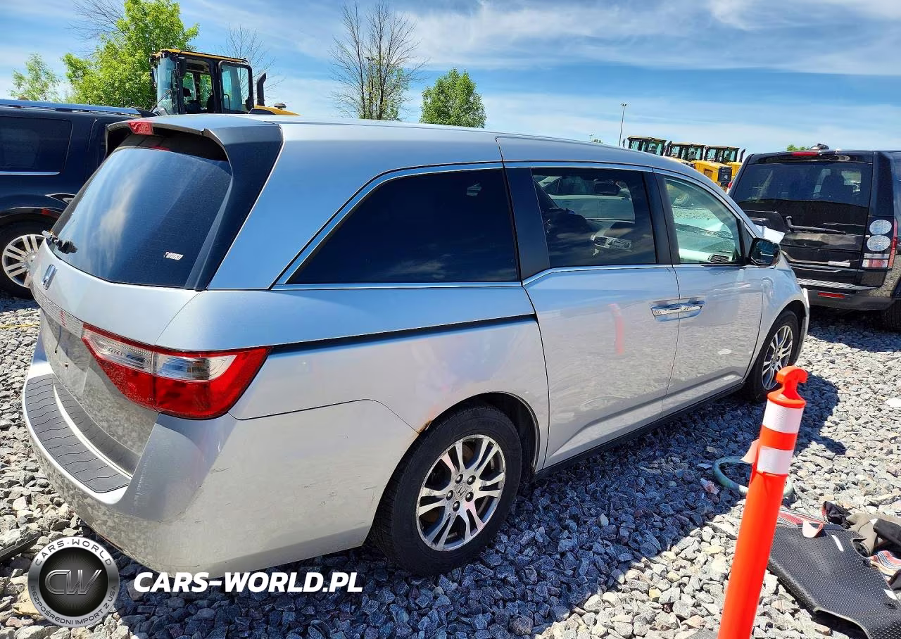 2011 Honda Odyssey Exl VIN:5FNRL5H65BB026120 - 3