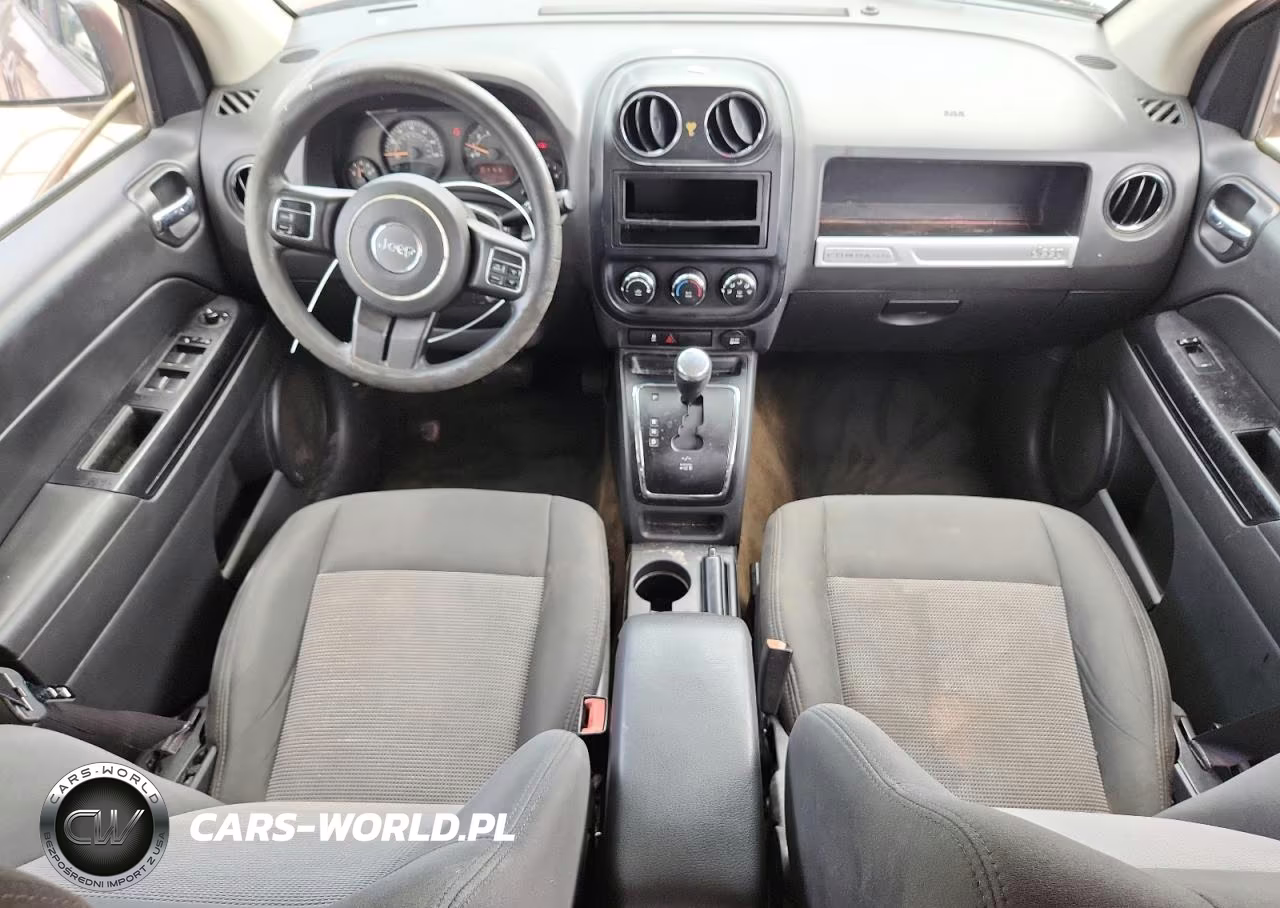 2016 Jeep Compass Sport VIN:1C4NJCBA5GD743847 - 8