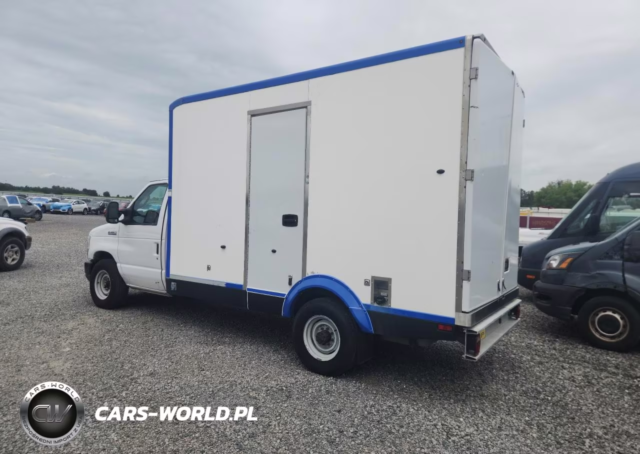 2023 Ford Econoline E350 Super Duty Cutaway Van VIN:1FDWE3FK8PDD14774 - 2