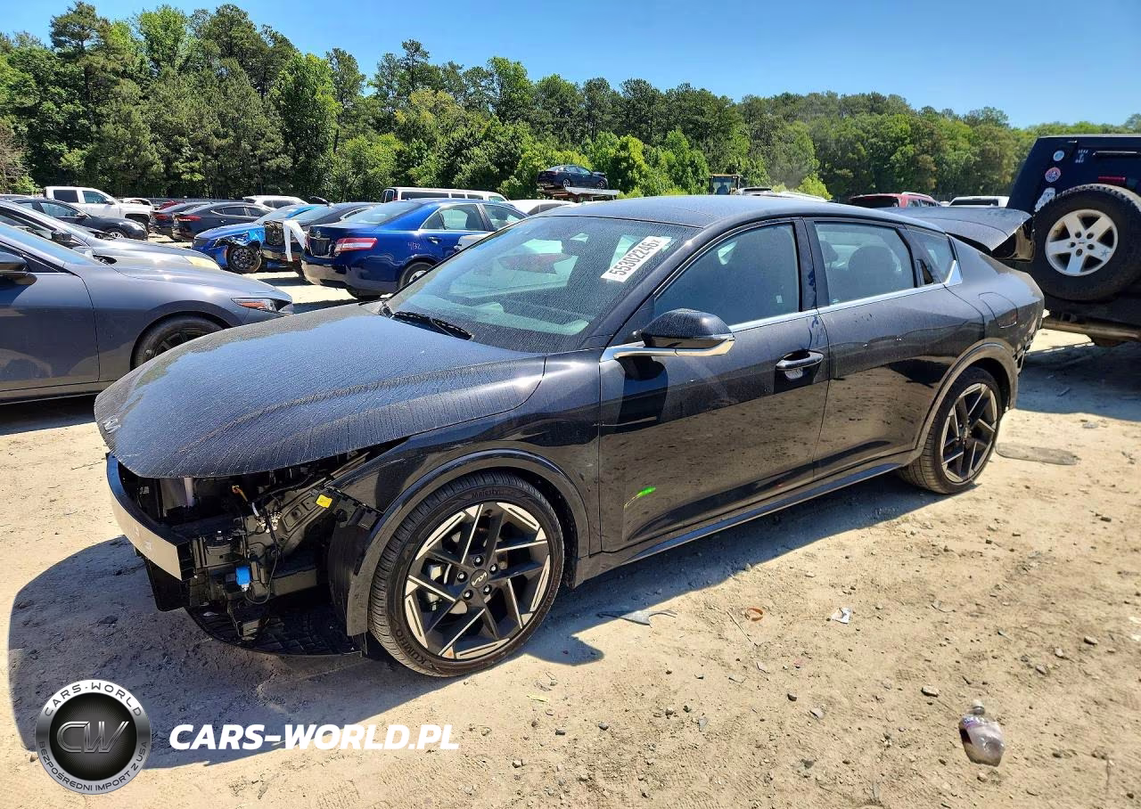 2025 Kia K4 Gt Line – zdjęcie 1 z 12
