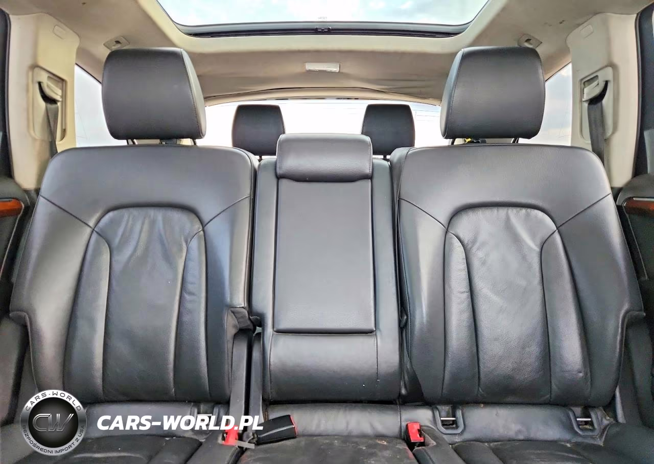 2015 Audi Q7 Premium Plus VIN:WA1LGAFE4FD004047 - 10