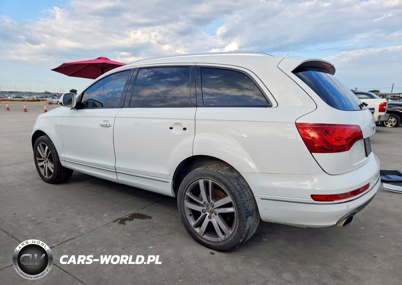 2015 Audi Q7 Premium Plus VIN:WA1LGAFE4FD004047 - 2