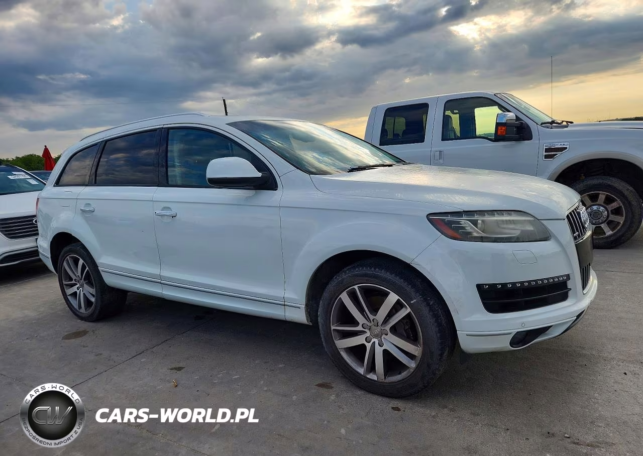 2015 Audi Q7 Premium Plus VIN:WA1LGAFE4FD004047 - 4
