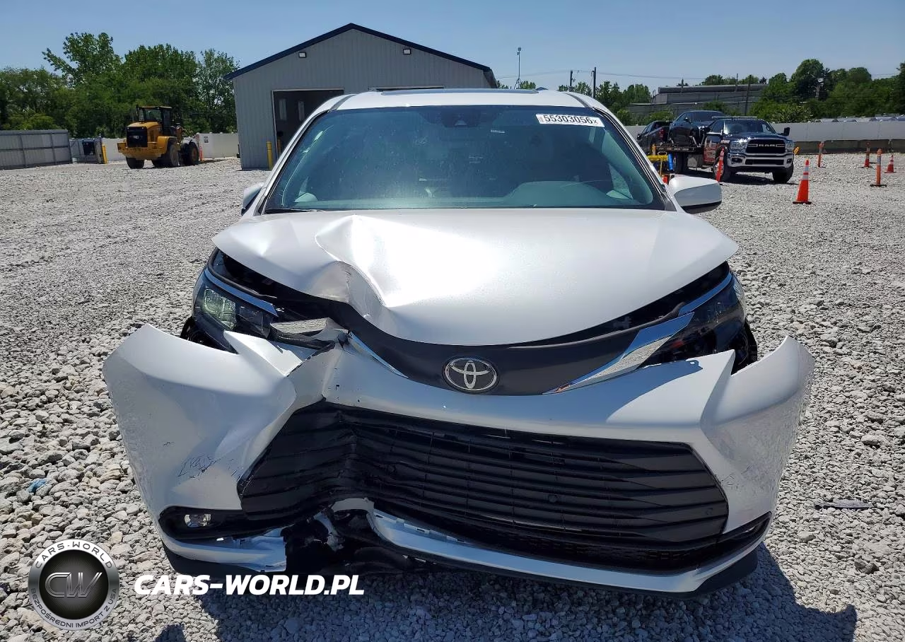 2026 Toyota Sienna Xle 8-Passenger VIN:5TDYRKECXTS316613 - 5