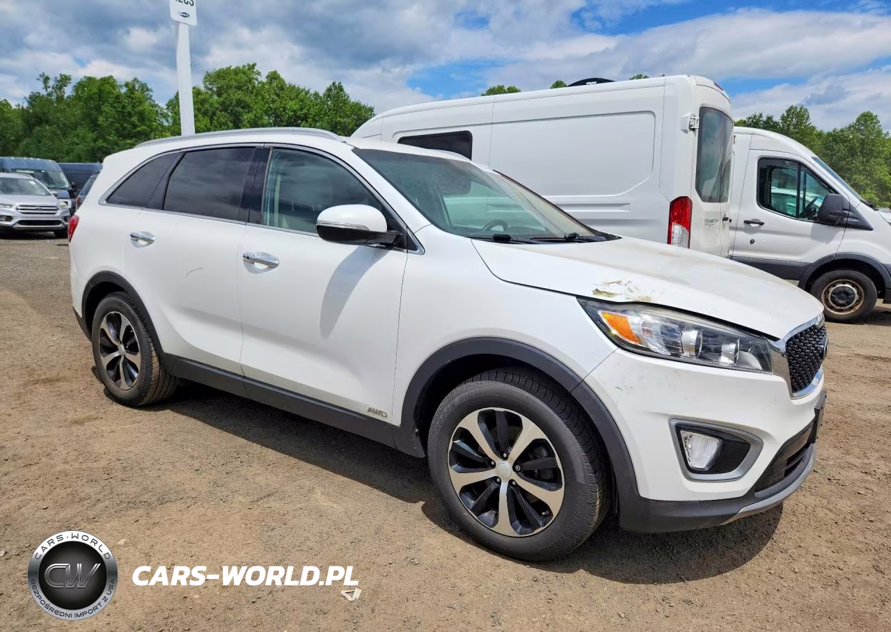 2017 Kia Sorento VIN:5XYPHDA11HG277705 - 4