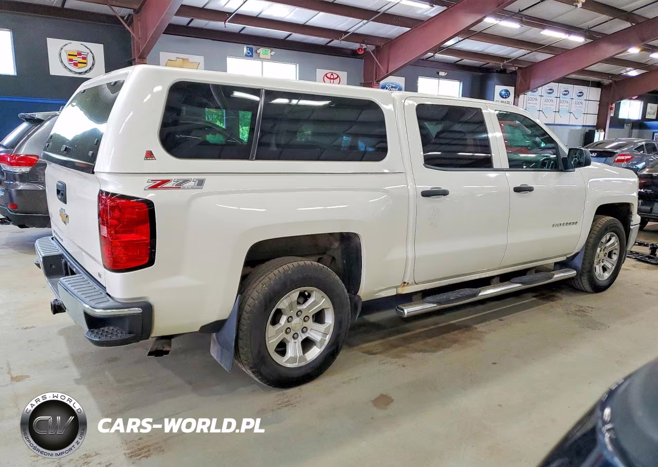 2014 Chevrolet Silverado C1500 Heavy Duty VIN:3GCUKREH0EG475360 - 3