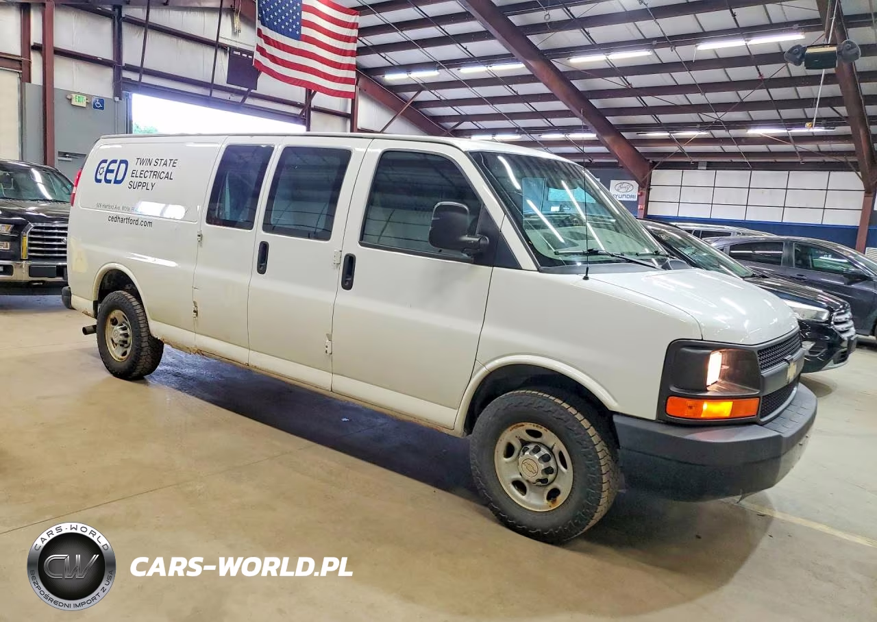 2012 Chevrolet Express G2500 VIN:1GCWGGCA5C1168329 - 4