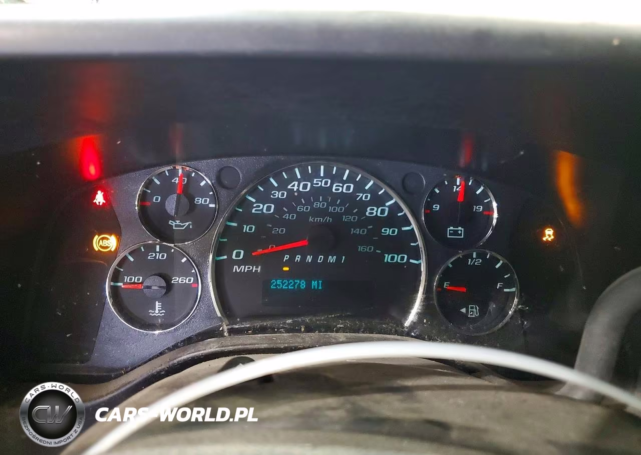 2012 Chevrolet Express G2500 VIN:1GCWGGCA5C1168329 - 9