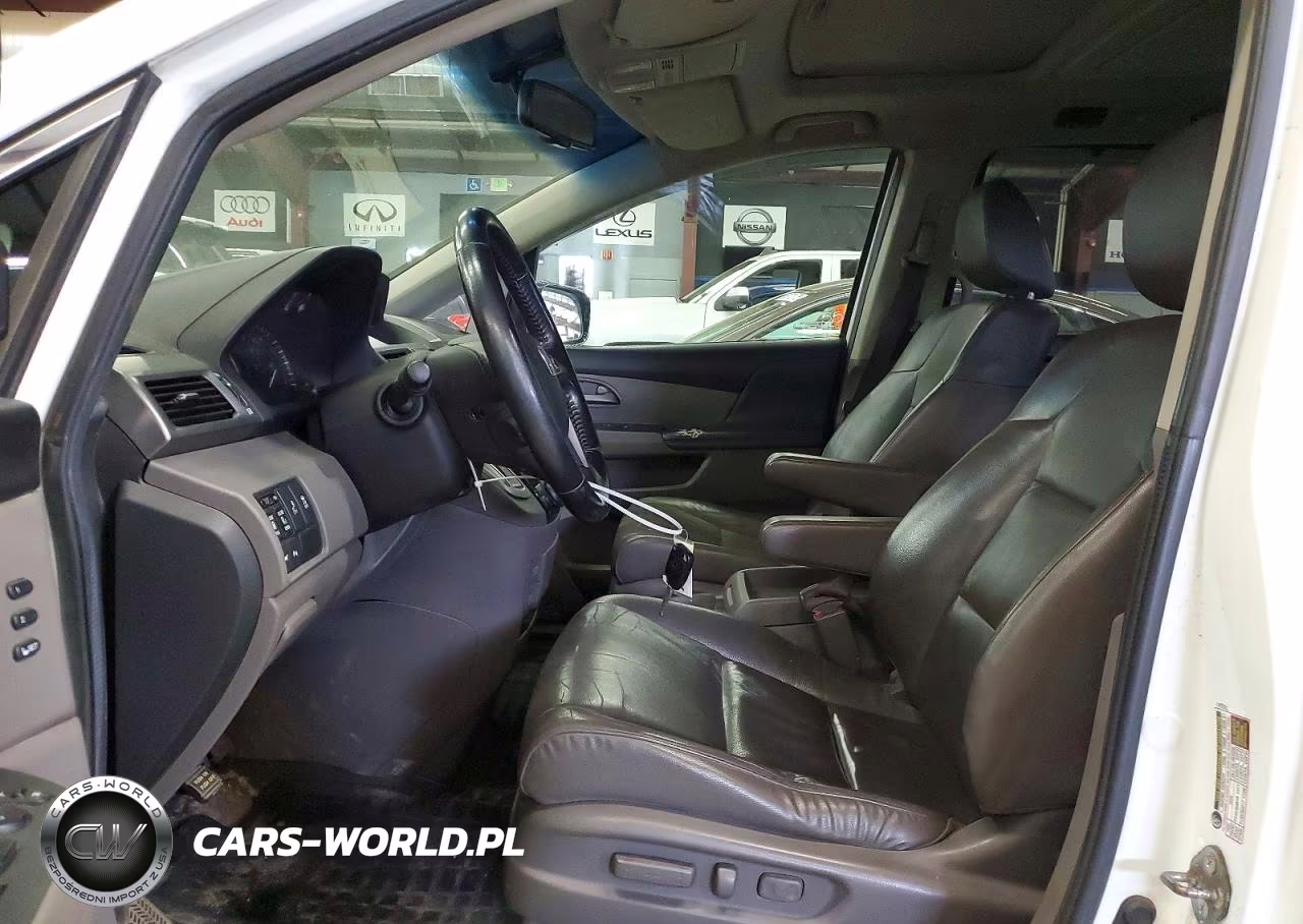 2012 Honda Odyssey Touring VIN:5FNRL5H96CB120633 - 7