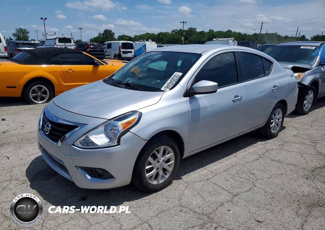 2018 Nissan Versa Sv