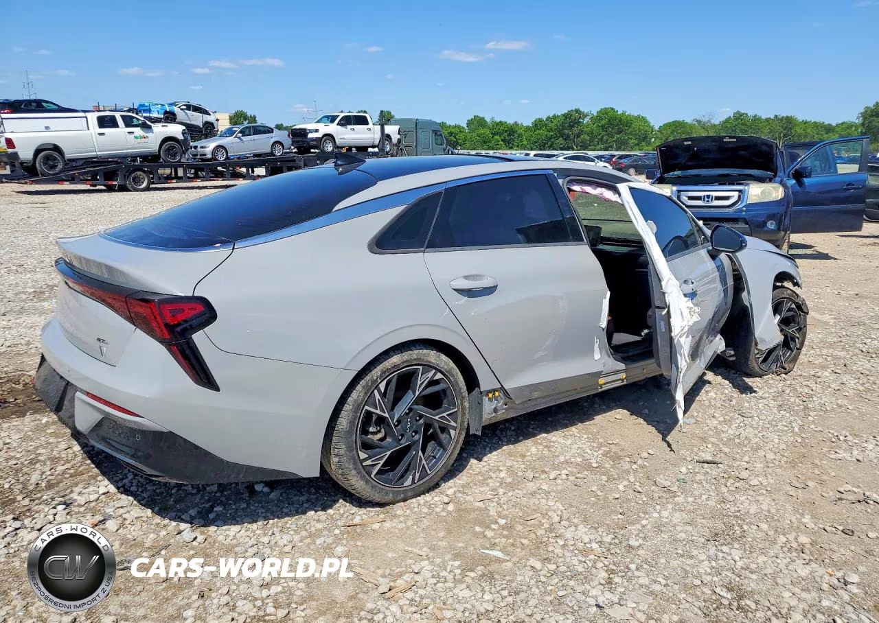 2025 Kia K5 Gt Line VIN:KNAG64J72S5290518 - 3