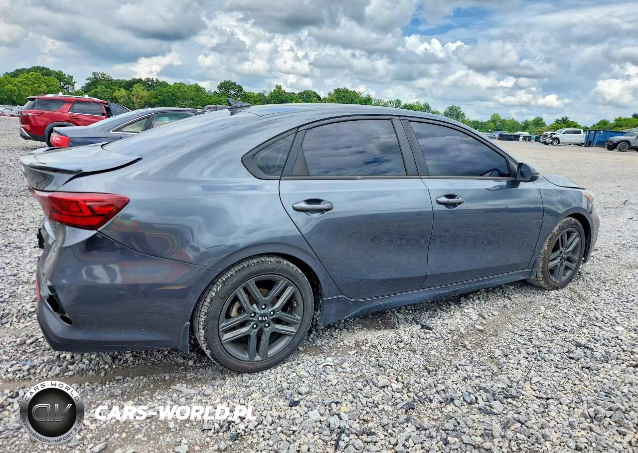 2021 Kia Forte Gt Line VIN:3KPF34AD1ME378397 - 3