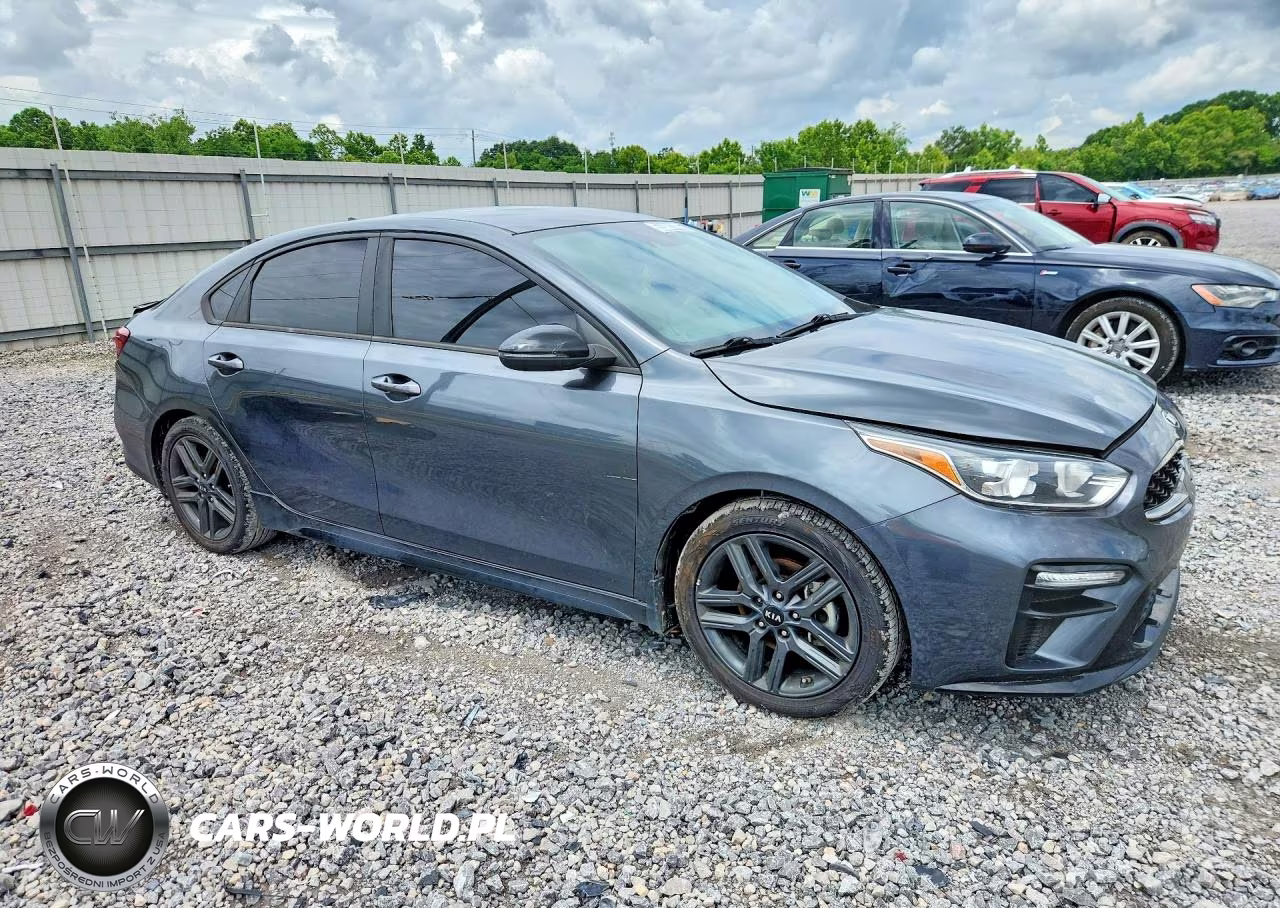 2021 Kia Forte Gt Line VIN:3KPF34AD1ME378397 - 4