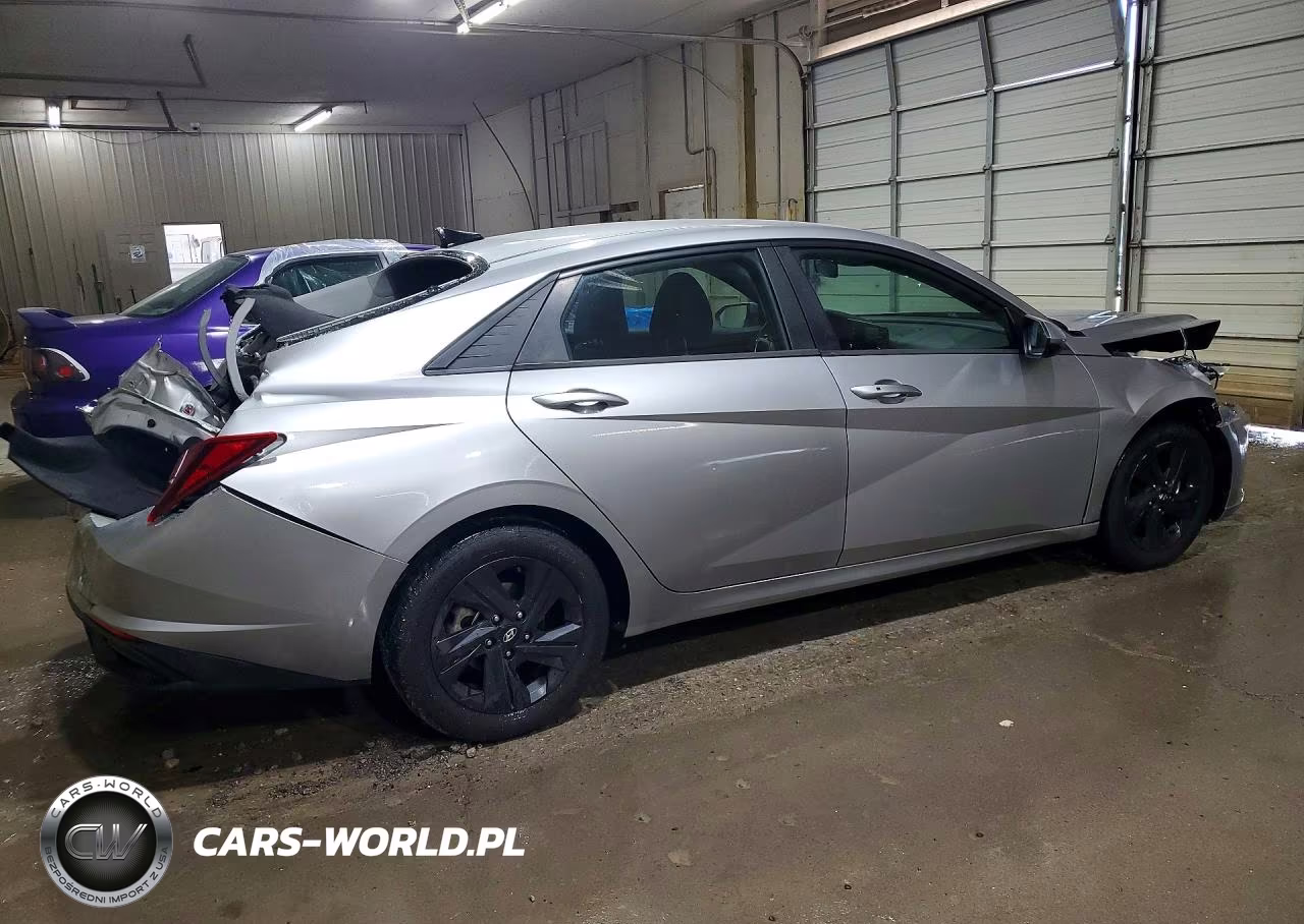 2021 Hyundai Elantra Sel VIN:5NPLM4AG4MH043799 - 3