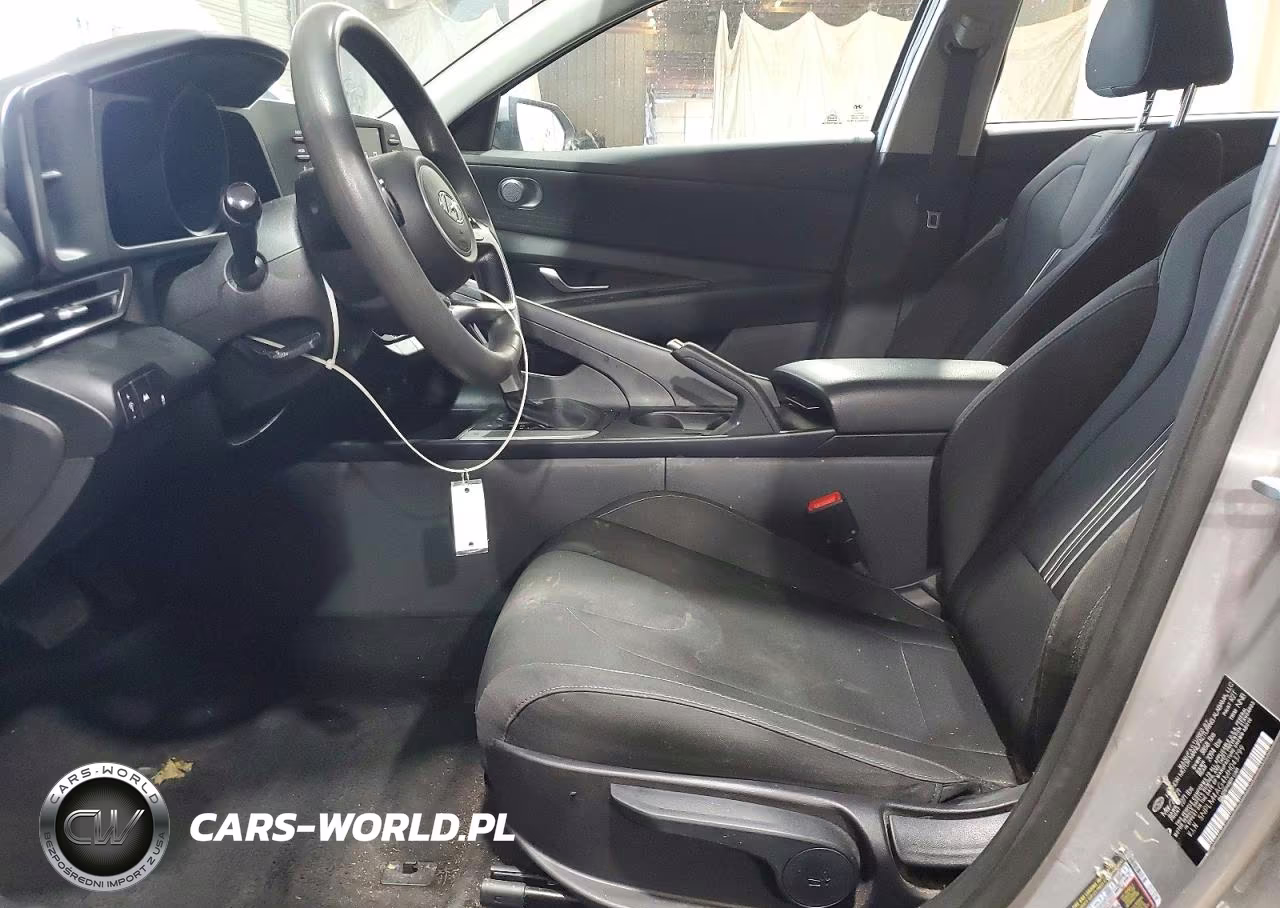 2021 Hyundai Elantra Sel VIN:5NPLM4AG4MH043799 - 7