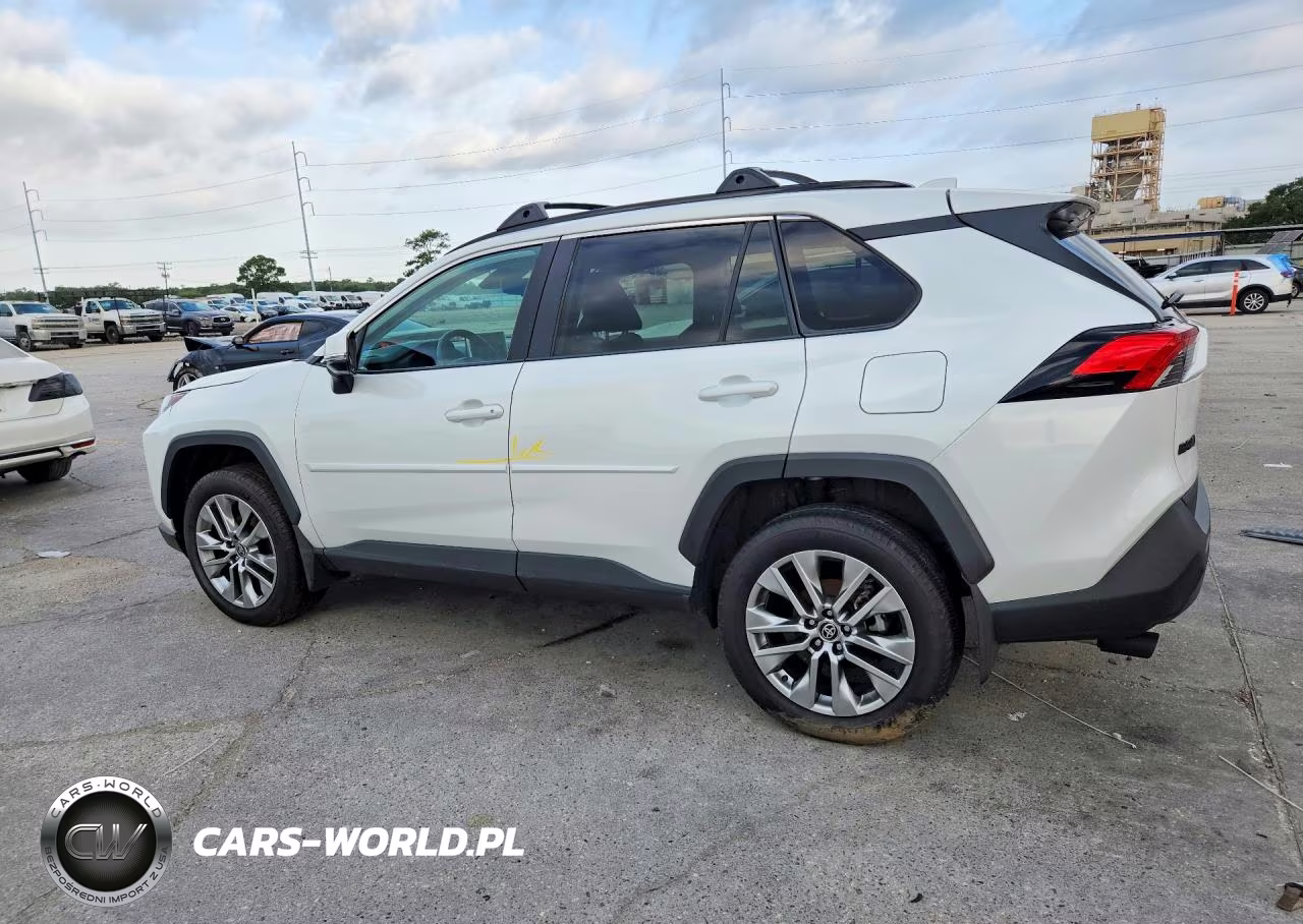 2024 Toyota Rav4 Xle Premium VIN:2T3C1RFV8RW342810 - 2