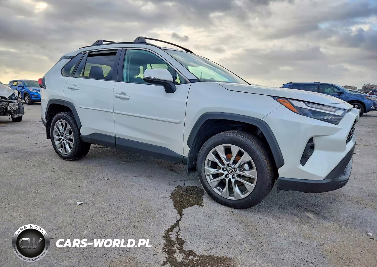 2024 Toyota Rav4 Xle Premium VIN:2T3C1RFV8RW342810 - 4