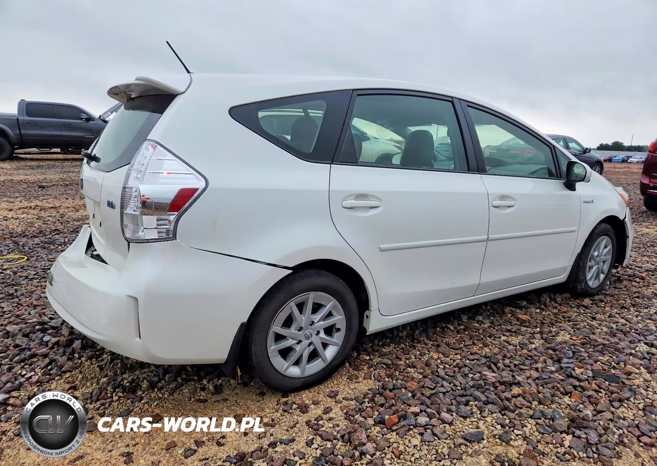 2014 Toyota Prius V Two VIN:JTDZN3EU4E3332549 - 3