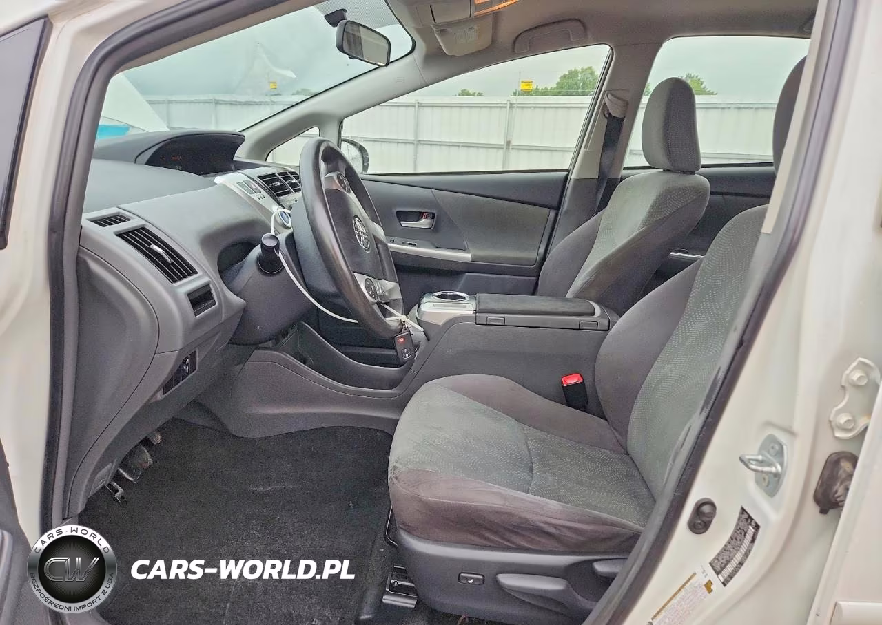 2014 Toyota Prius V Two VIN:JTDZN3EU4E3332549 - 7