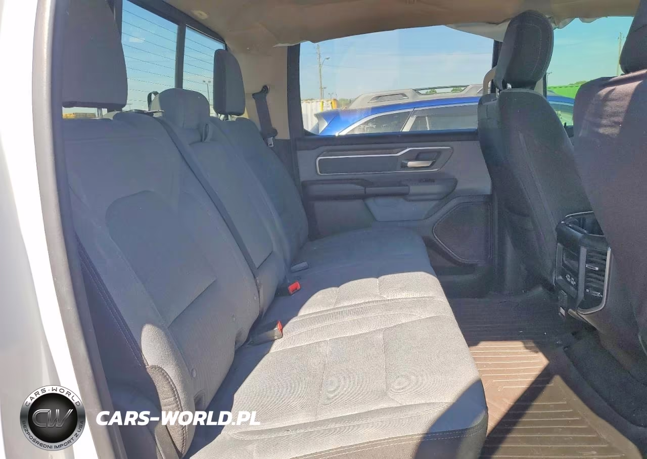 2019 Ram 1500 Big Horn VIN:1C6SRFMTXKN882328 - 10