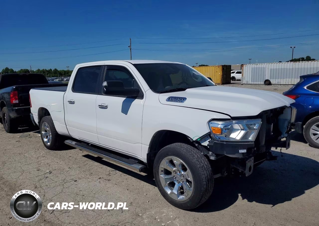 2019 Ram 1500 Big Horn VIN:1C6SRFMTXKN882328 - 4