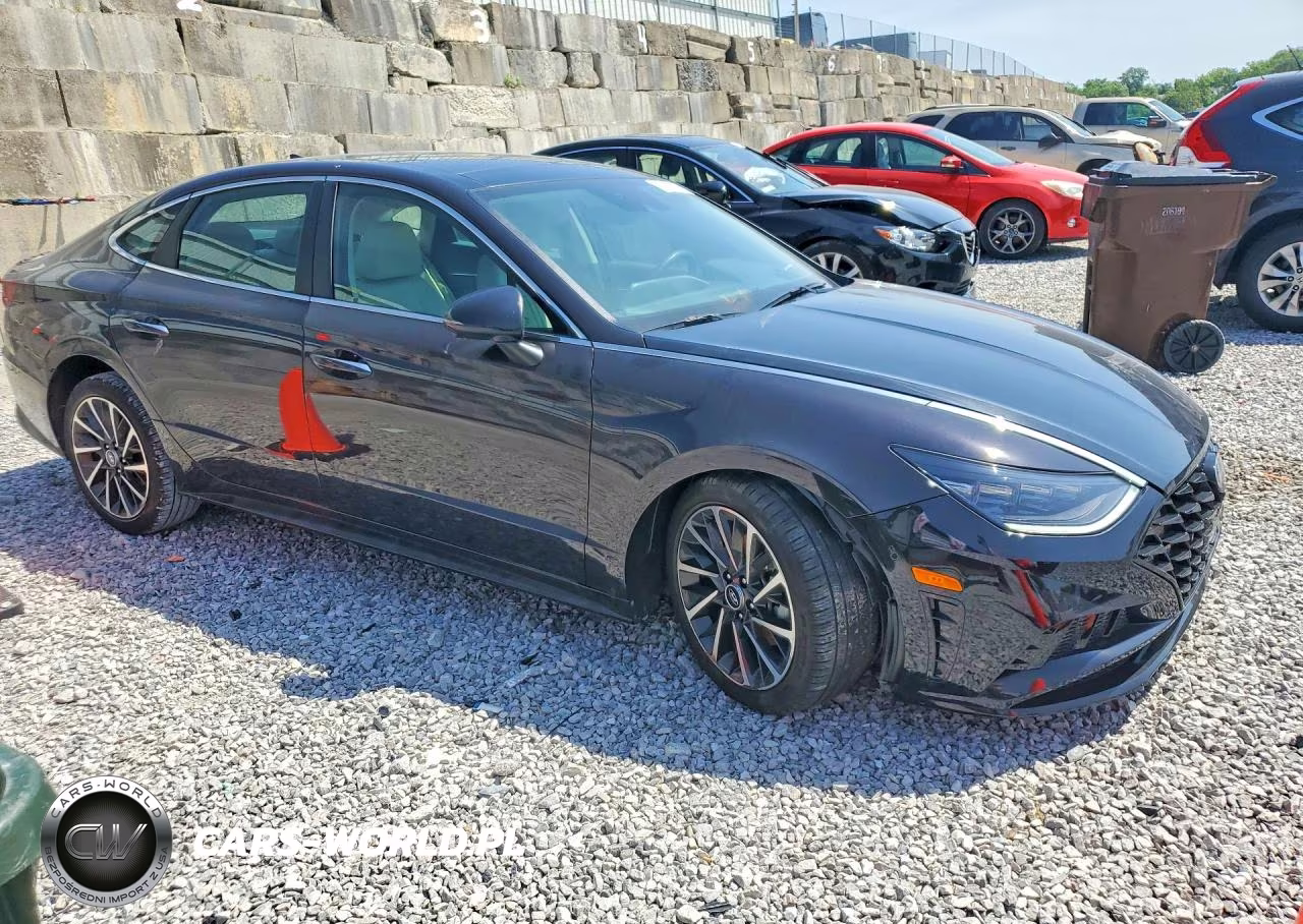 2023 Hyundai Sonata Limited VIN:KMHL34J22PA283139 - 4