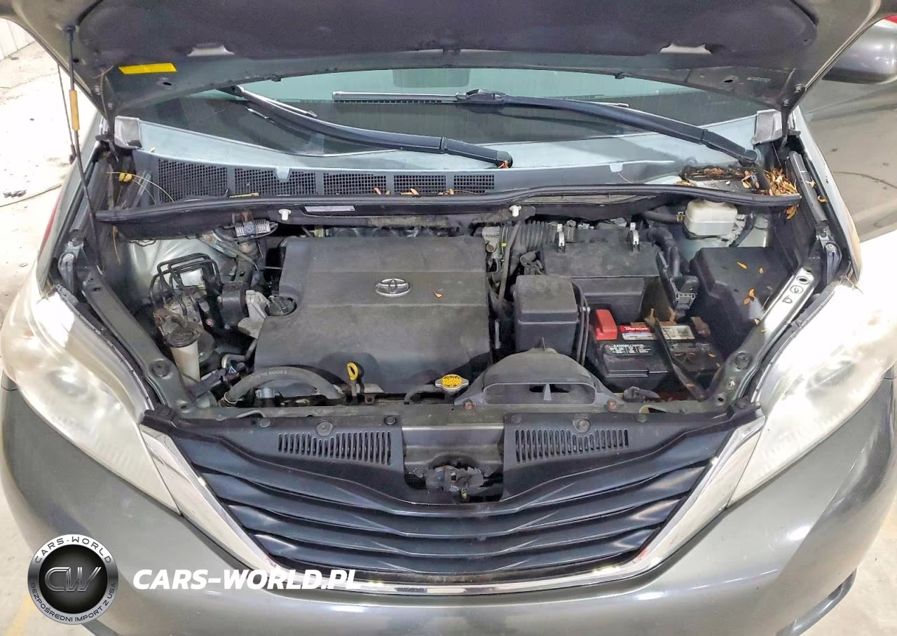 2013 Toyota Sienna Le VIN:5TDKK3DCXDS375678 - 12