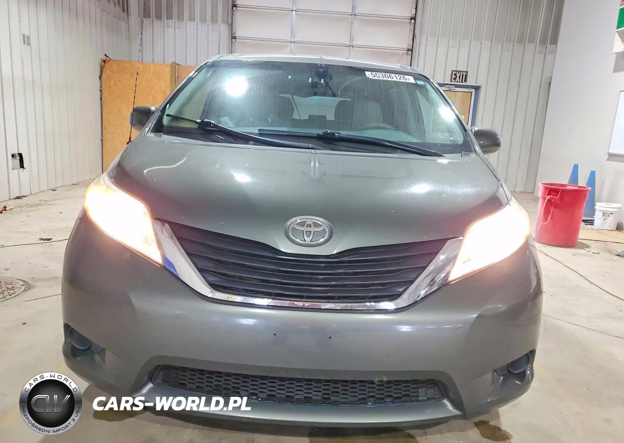 2013 Toyota Sienna Le VIN:5TDKK3DCXDS375678 - 5