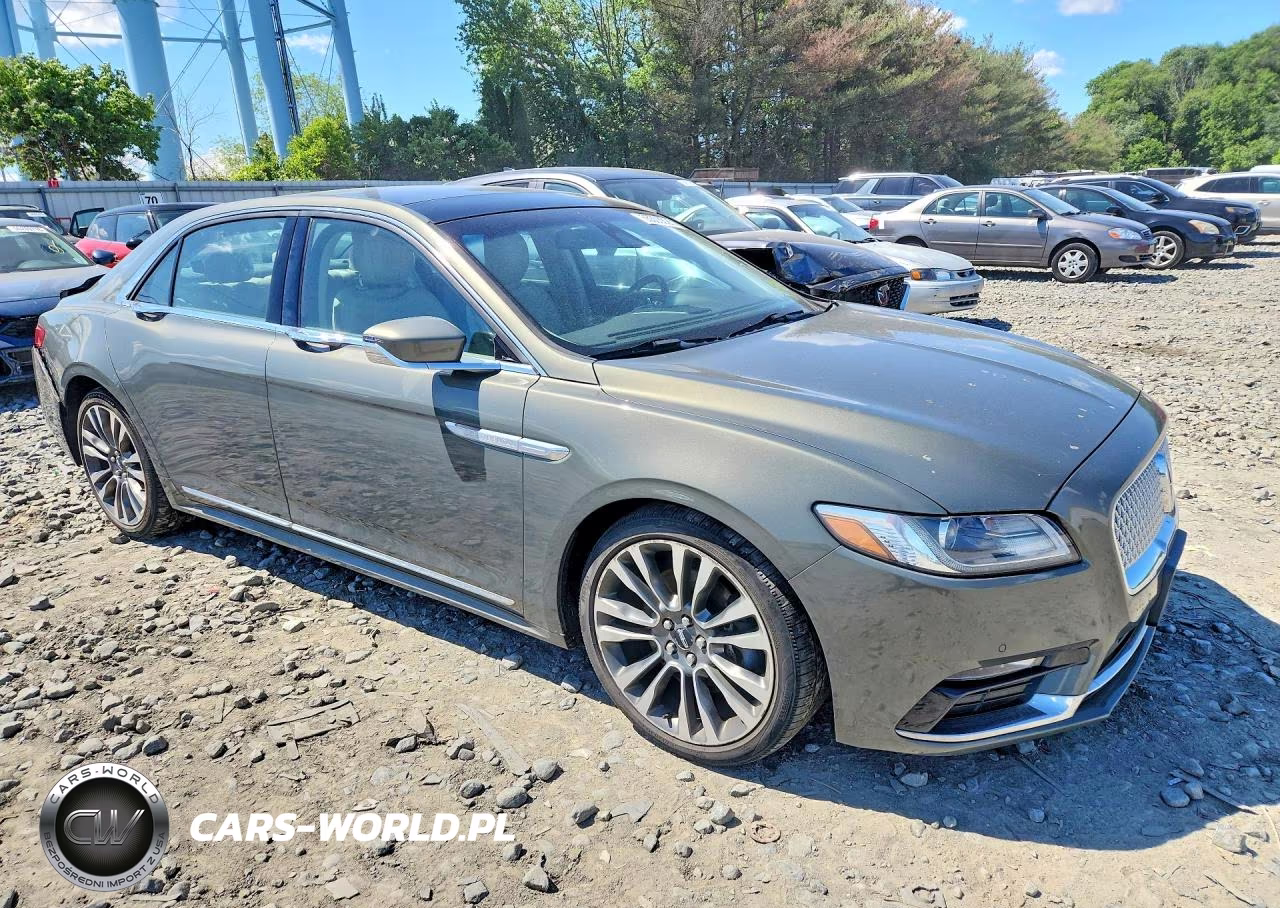 2017 Lincoln Continental Select VIN:1LN6L9TKXH5608007 - 4