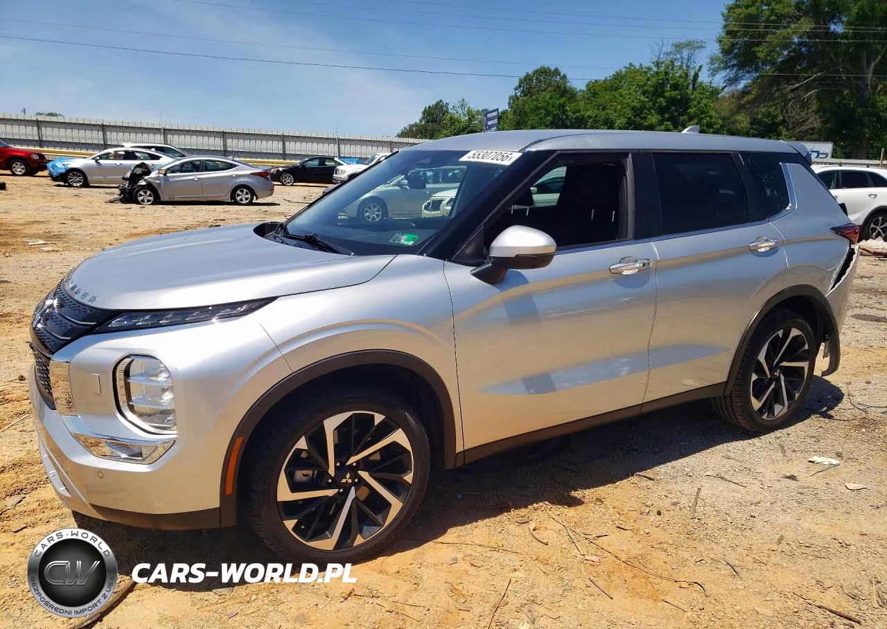 2023 Mitsubishi Outlander Se – zdjęcie 1 z 13