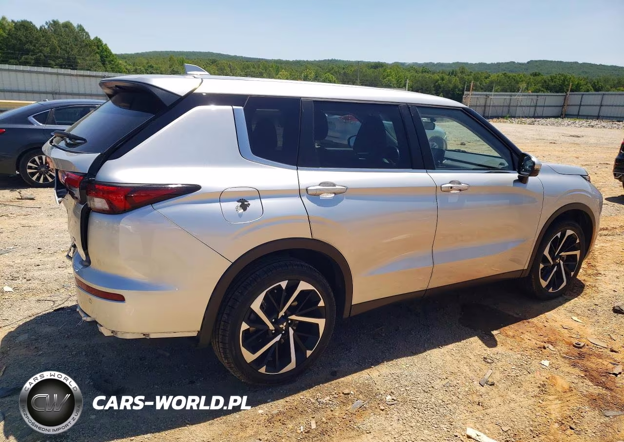 2023 Mitsubishi Outlander Se VIN:JA4J4UA83PZ021283 - 3