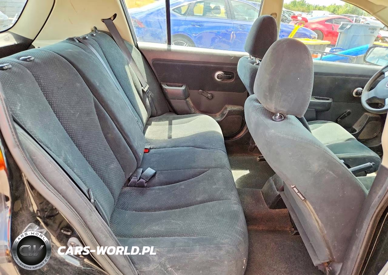 2010 Nissan Versa 1.8 S VIN:3N1BC1CPXAL437199 - 10
