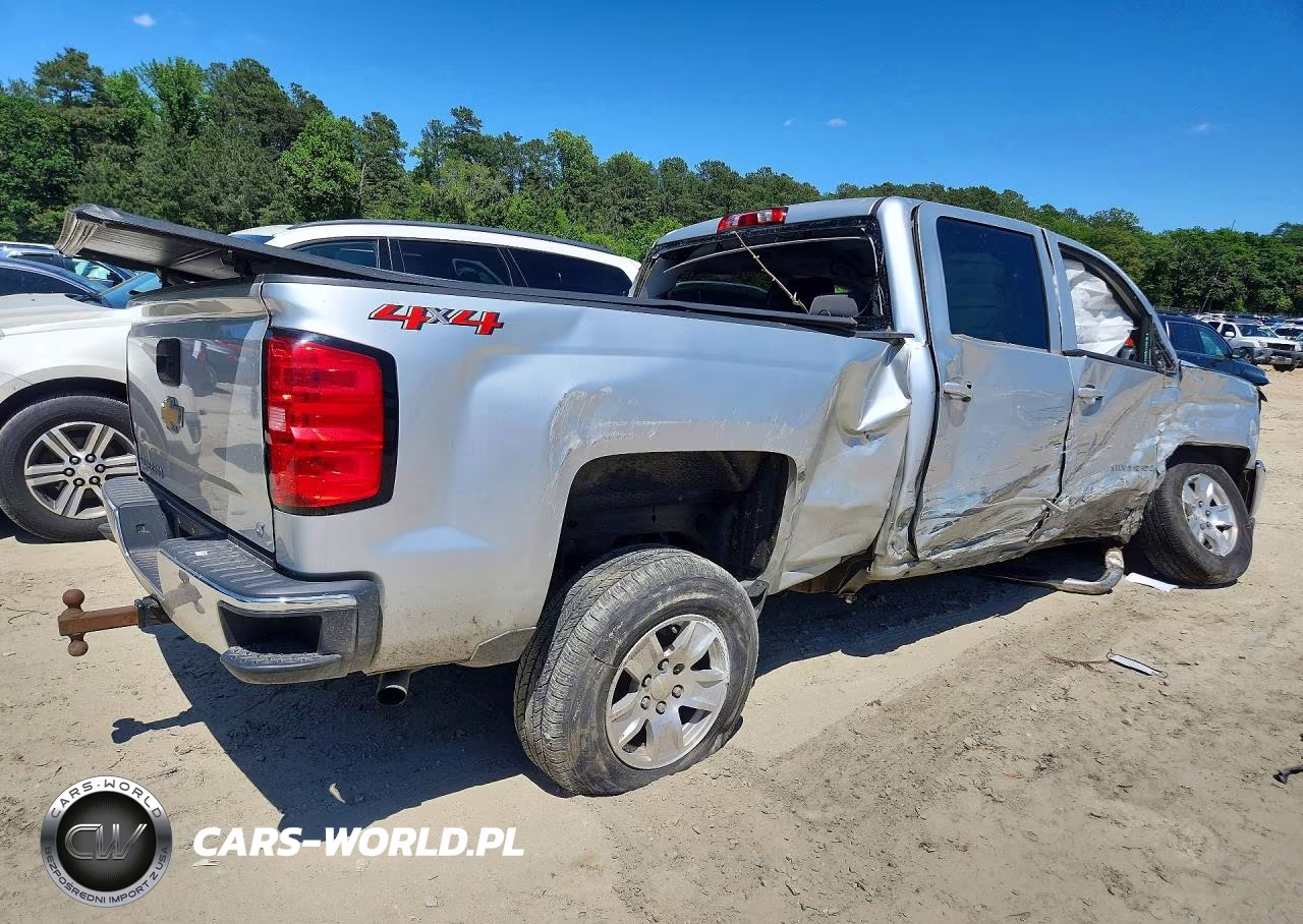 2018 Chevrolet Silverado K1500 Lt VIN:3GCUKREC9JG397370 - 3