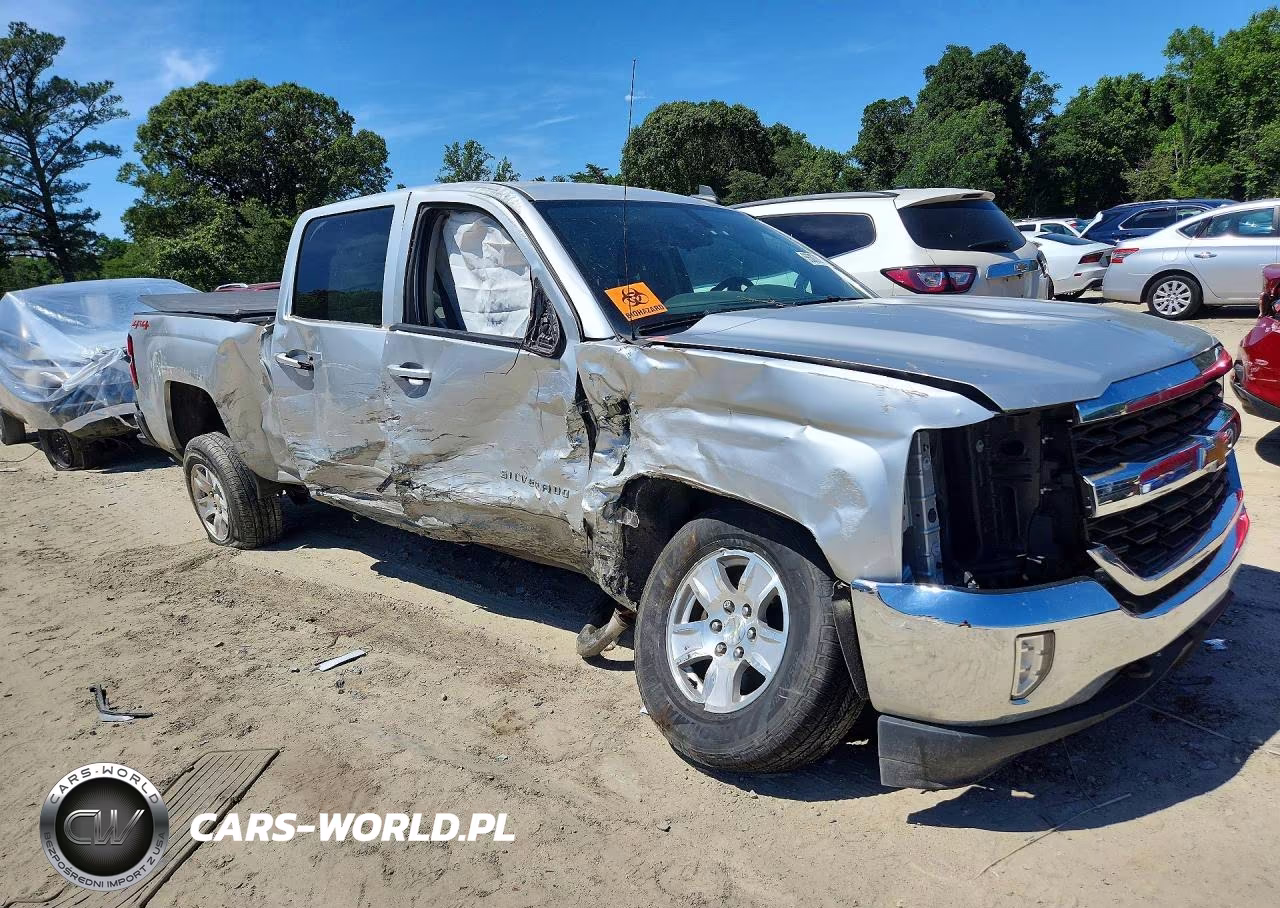 2018 Chevrolet Silverado K1500 Lt VIN:3GCUKREC9JG397370 - 4