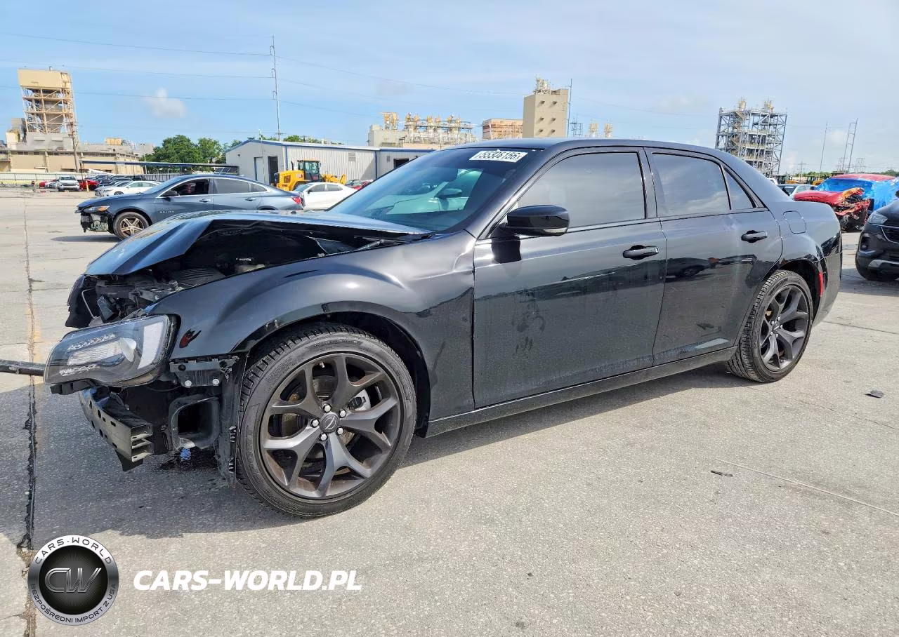 2023 Chrysler 300 S – zdjęcie 1 z 12