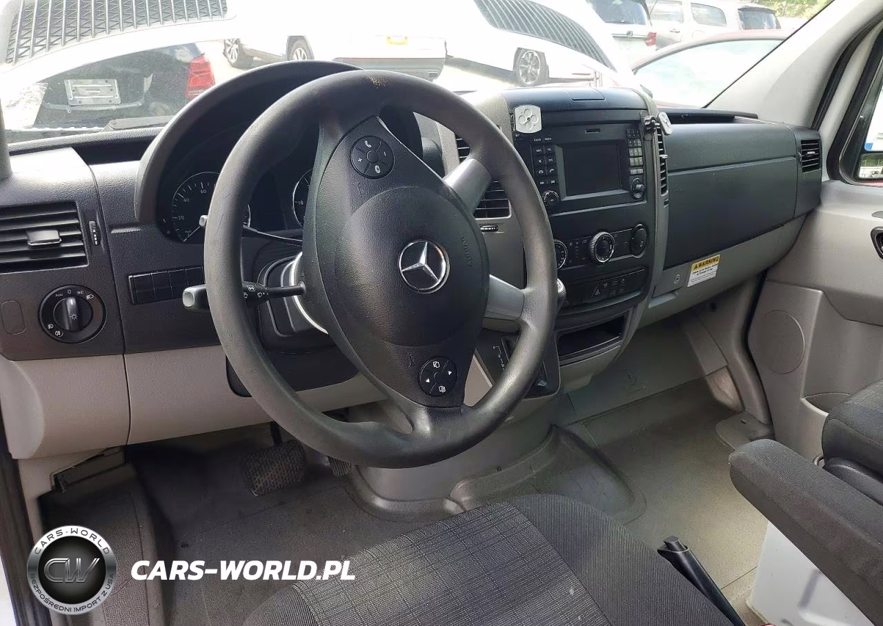 2015 Mercedes-Benz Sprinter 2500 VIN:WD3PE7CC3F5956903 - 8