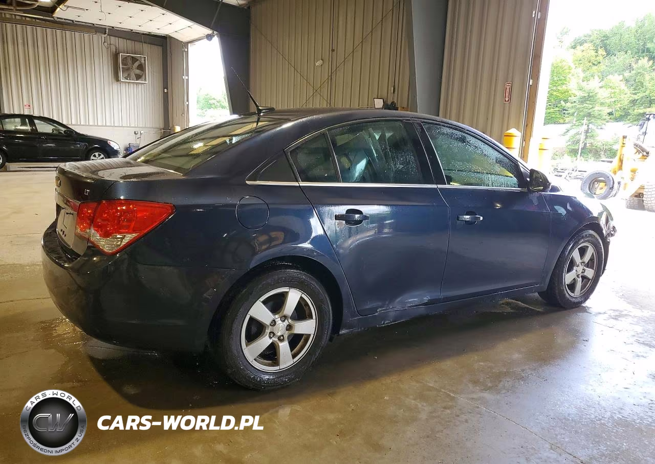 2014 Chevrolet Cruze Lt VIN:1G1PC5SB9E7461609 - 3