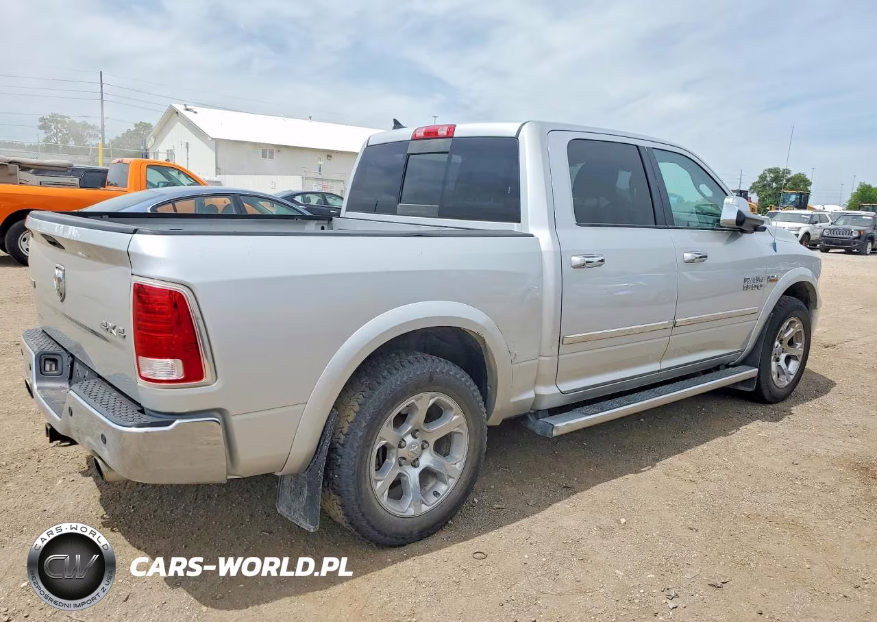 2013 Ram 1500 Laramie VIN:1C6RR7NT5DS664983 - 3