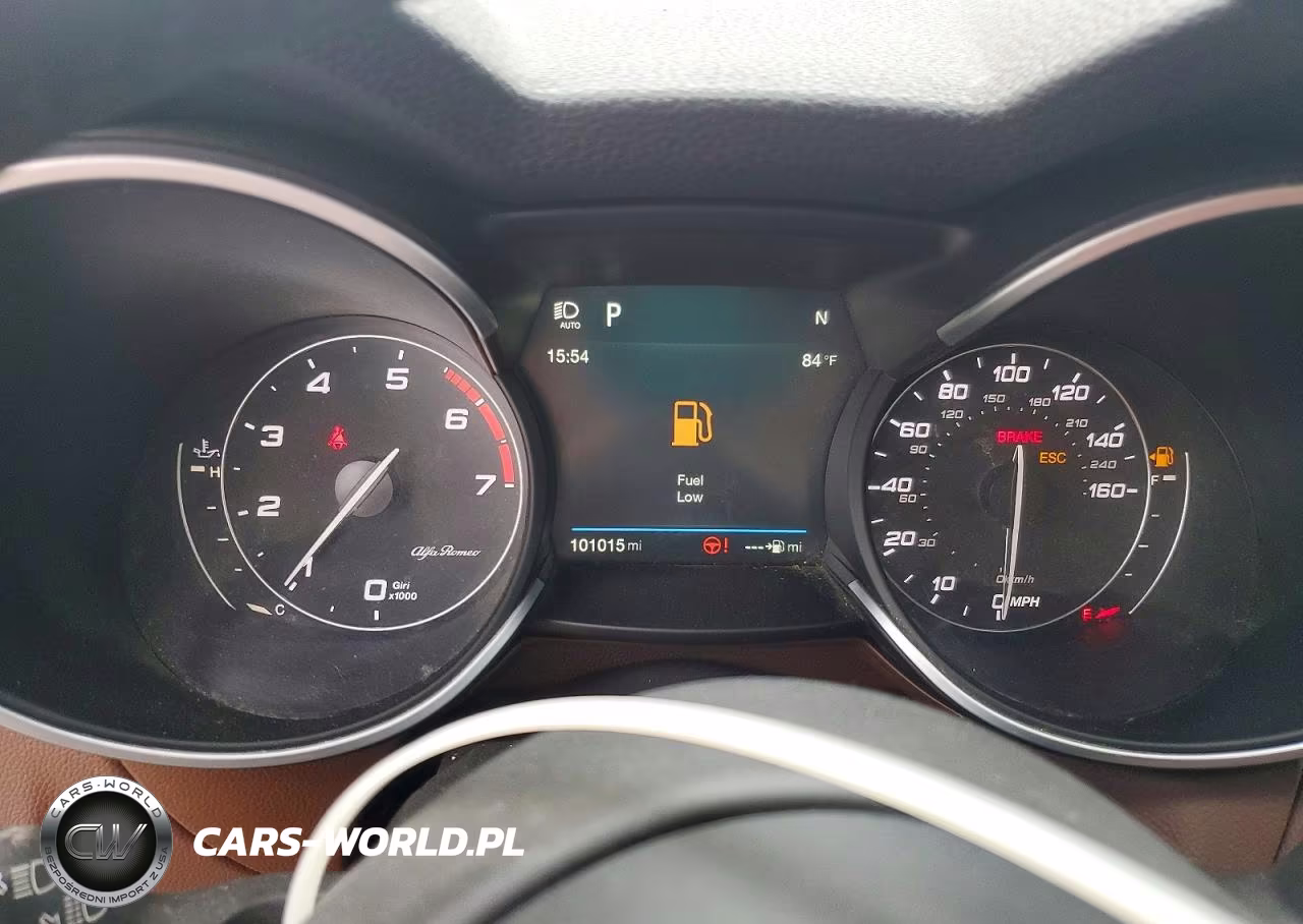 2018 Alfa Romeo Stelvio Ti Sport VIN:ZASFAKNN4J7B78596 - 9