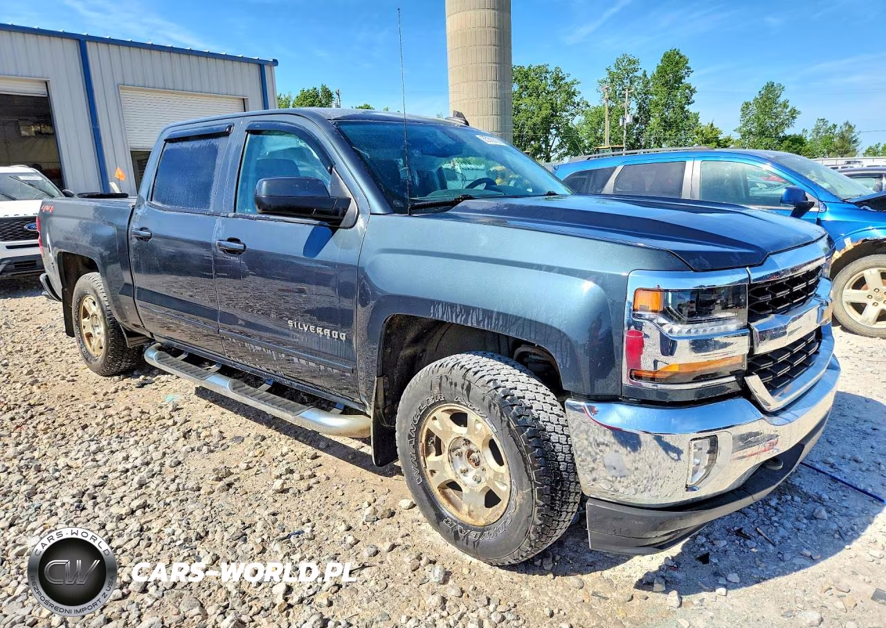 2018 Chevrolet Silverado K1500 Lt VIN:3GCUKRER9JG332636 - 4