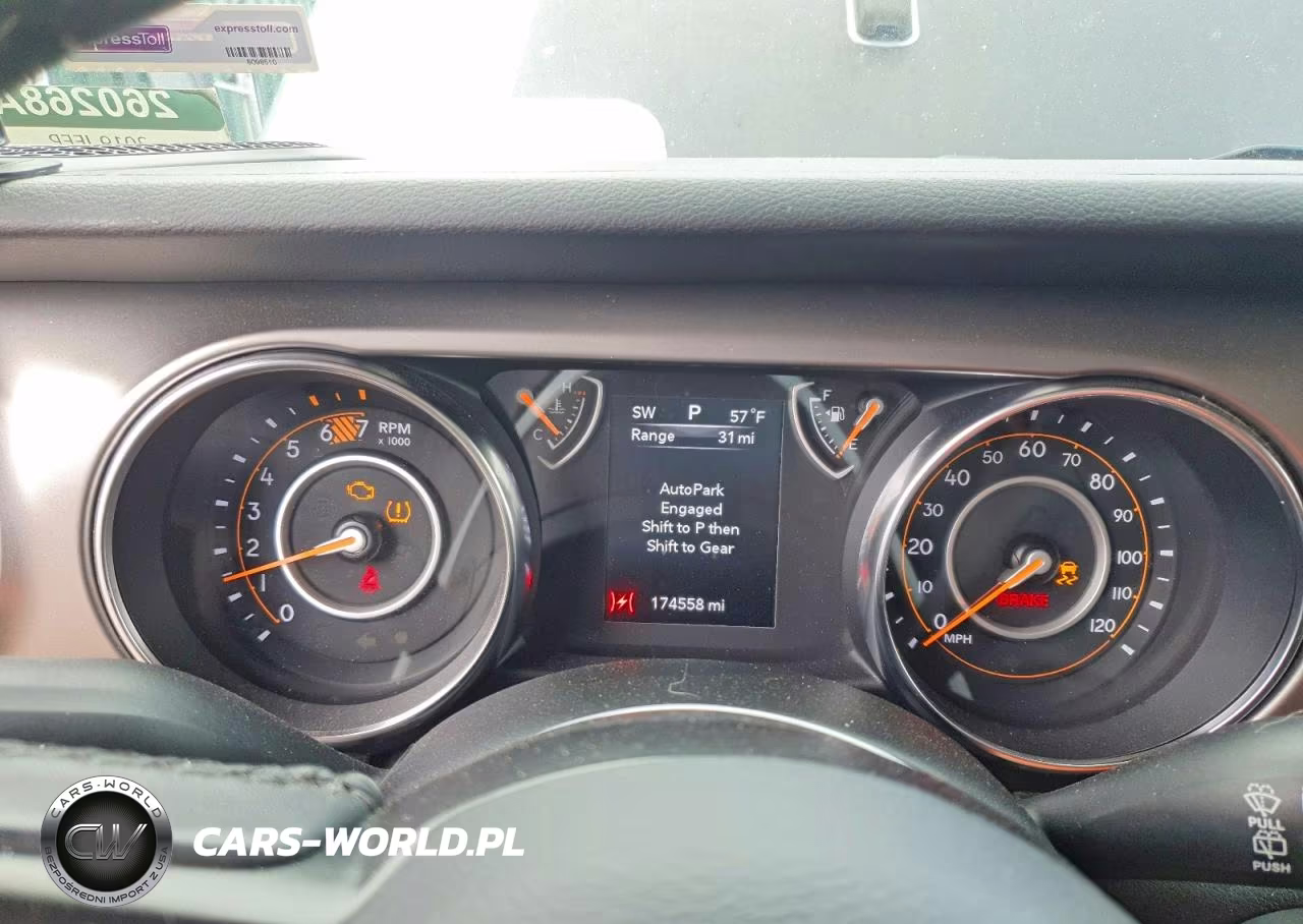 2019 Jeep Wrangler Unlimited Sport VIN:1C4HJXDN7KW629205 - 9