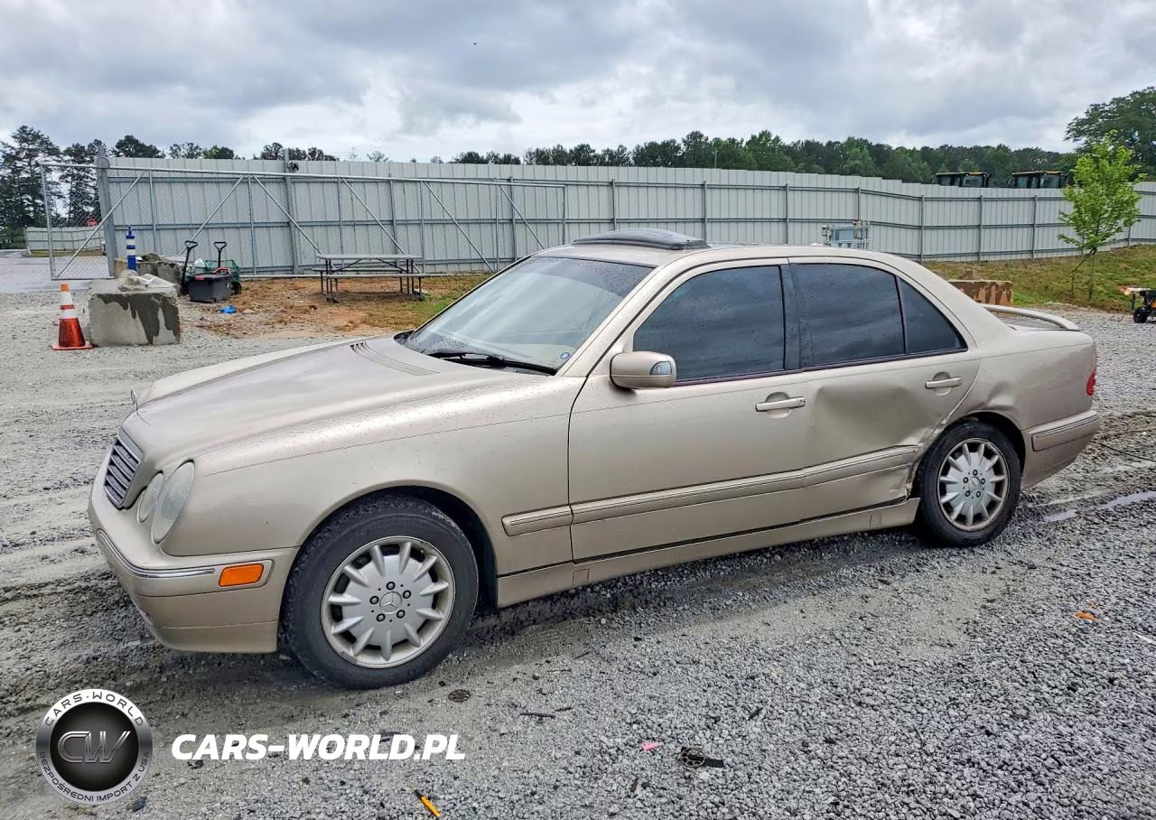 2000 Mercedes-Benz E 320 4Matic