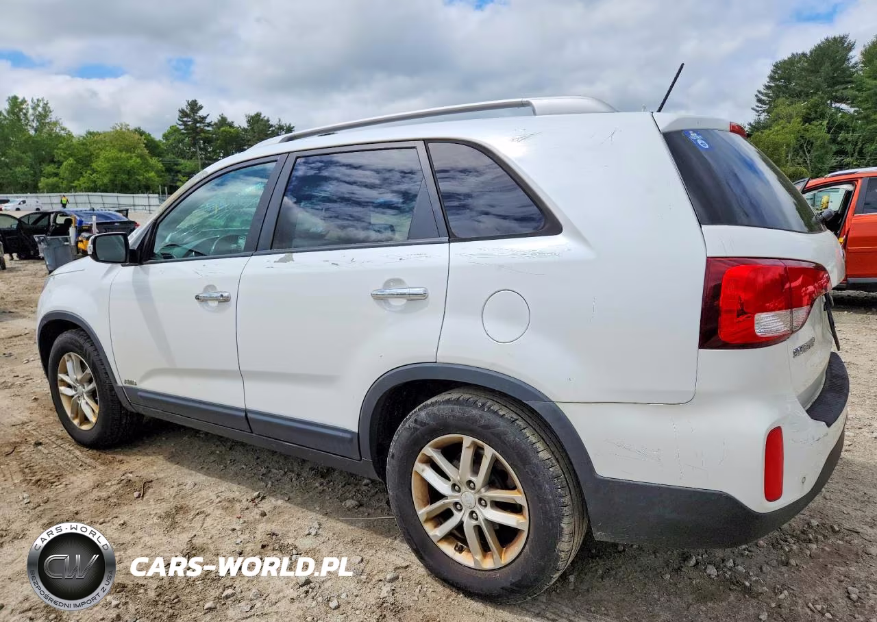 2014 Kia Sorento VIN:5XYKTCA6XEG531079 - 2