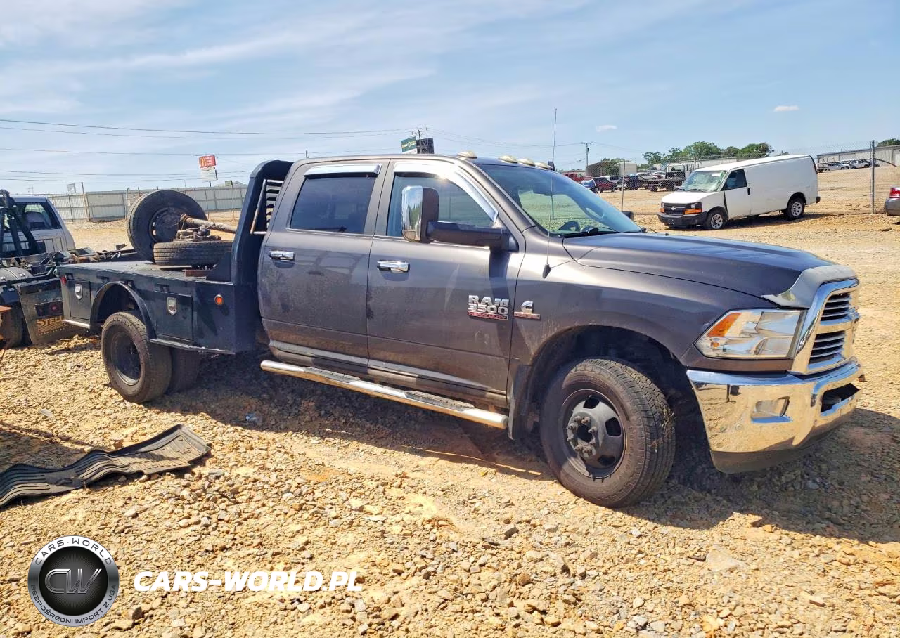 2017 Ram 3500 Slt VIN:3C63RRHL0HG752091 - 4