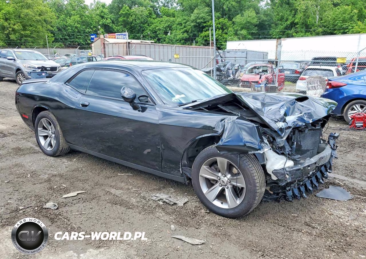 2019 Dodge Challenger Sxt VIN:2C3CDZAG1KH632395 - 4