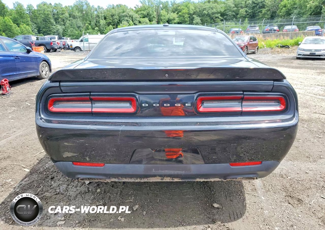 2019 Dodge Challenger Sxt VIN:2C3CDZAG1KH632395 - 6