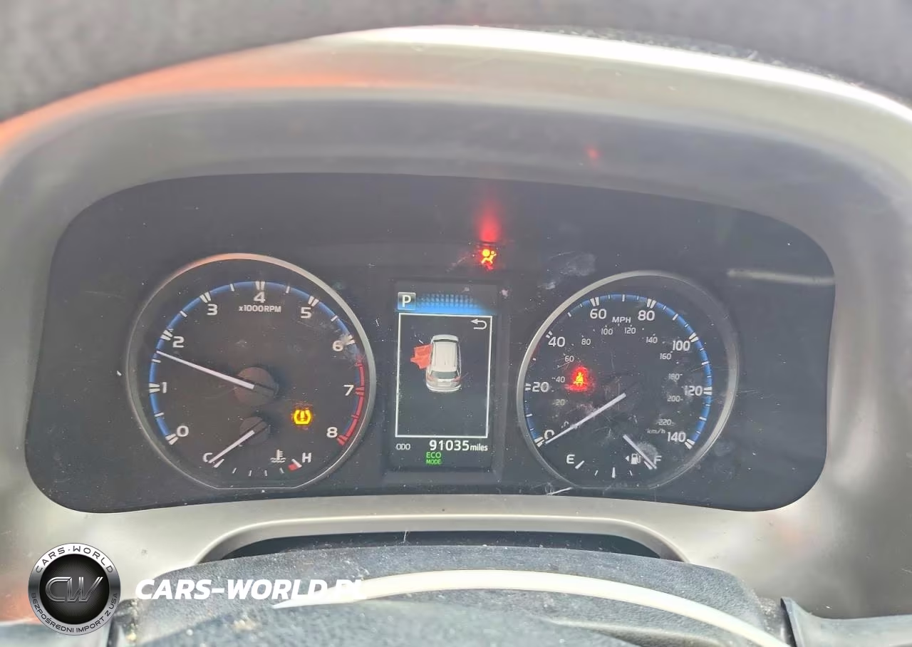 2017 Toyota Rav4 Le VIN:JTMZFREVXHJ118464 - 9