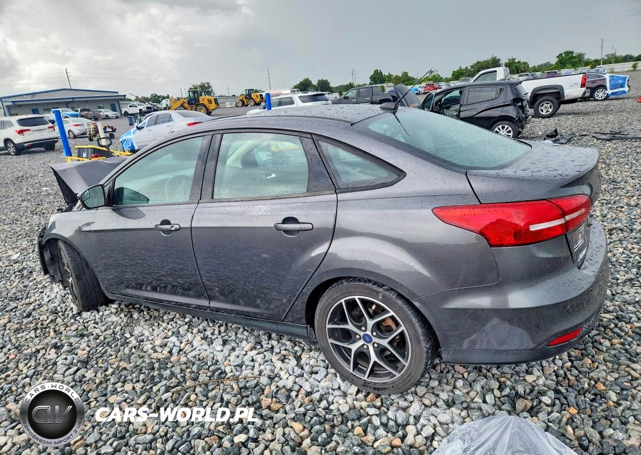 2018 Ford Focus Sel VIN:1FADP3H25JL243488 - 2